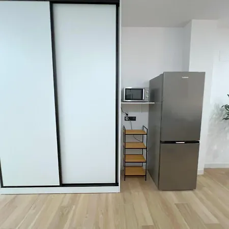 Apartment Evans Realty Bm Lujoso Y Moderno Estudio