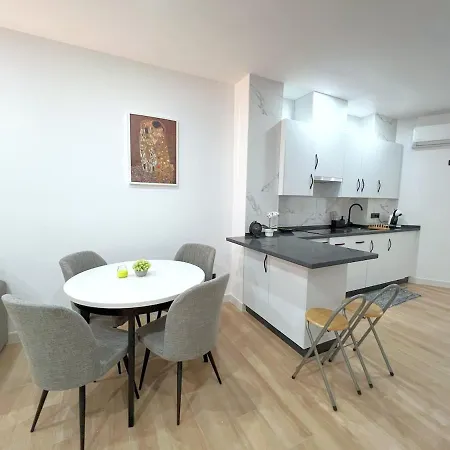 Evans Realty Bm Lujoso Y Moderno Estudio * Malaga